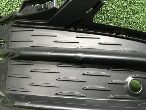 Решетка перед. бампера Mercedes GLE c167 23-нв AMG