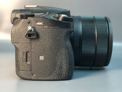 Sony Cyber-shot DSC-RX10M3