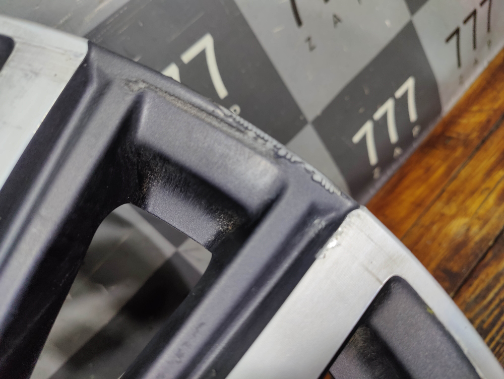 Диск колесный литой R20 Geely Monjaro 21-нв Б/У Оригинал 8892585146