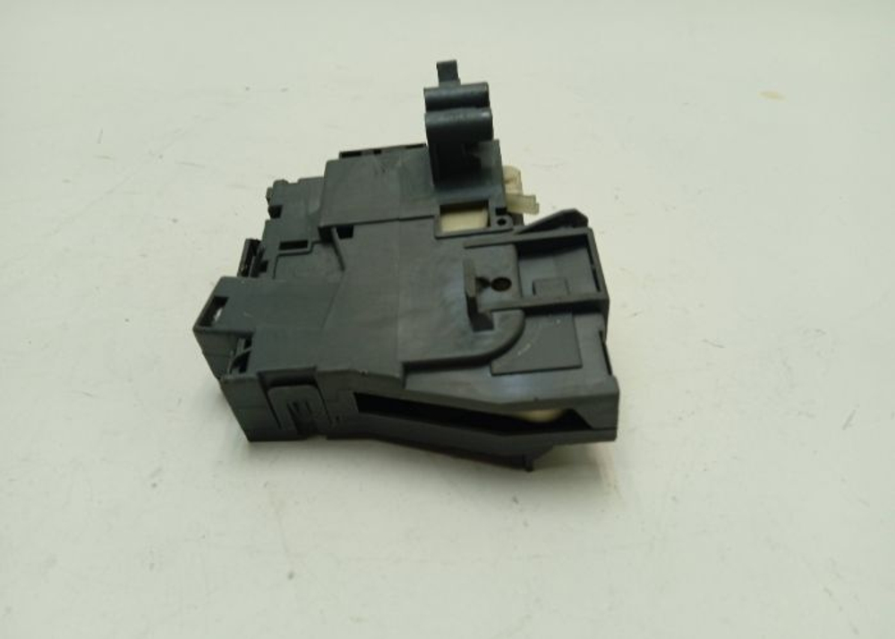ITWA51051G кт131 Блокировка люка для стиральной машины с вертикальной загрузкой Indesit 461973072881 б/у