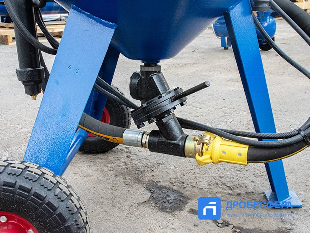 Пескоструйный аппарат АСО 100-02 с рукавом 40 метров