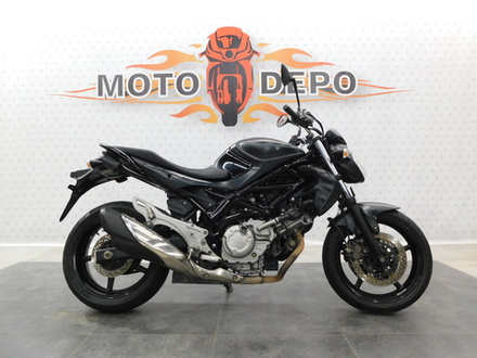 Suzuki Gladius SFV400 , 2015