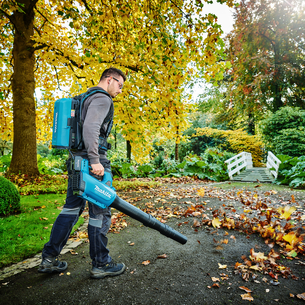 Ранцевый адаптер для аккумуляторов PDC01 с адаптерами на 18В и 36В (BL1850Bx4шт.,DC18RD) Makita 191C62-8 18 В PDC01