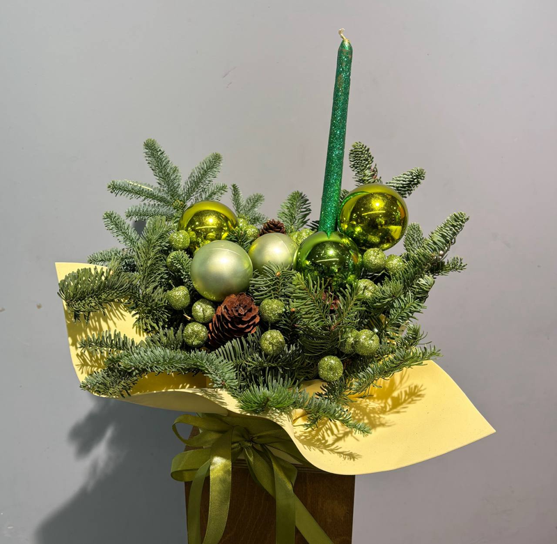 Композиция "Новый год к нам мчится" Композиция "Новый год к нам мчится"