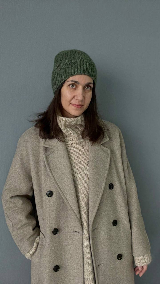 Описание шапка по мотивам MiuMiu