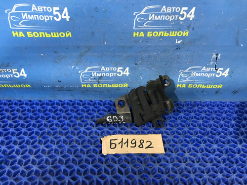 Замок капота SUBARU IMPREZA 2002-2005