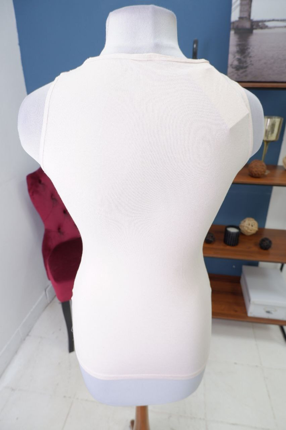 Майка светлая красивая 42-44 размер