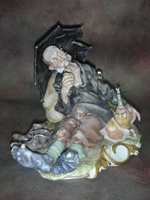 Статуэтка. Фарфор. Пикник под зонтом. Capodimonte. Италия