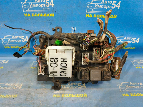 Блок предохранителей салонный NISSAN PRIMERA 1999
