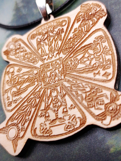 Кулон из дерева Крес Славянский