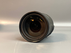 Nikon 18-200mm 3.5-5.6G ED AF-S VR DX