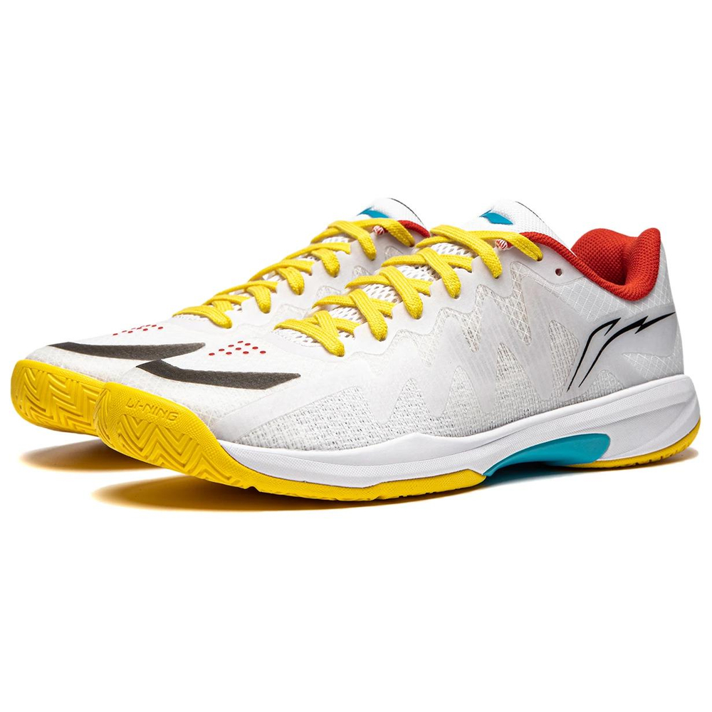 Li Ning Table Tennis Collection Abrasion Resistant Breathable Support Low top Table Tennis Shoes Unisex White Yellow