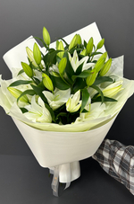 Лилии 7 веток