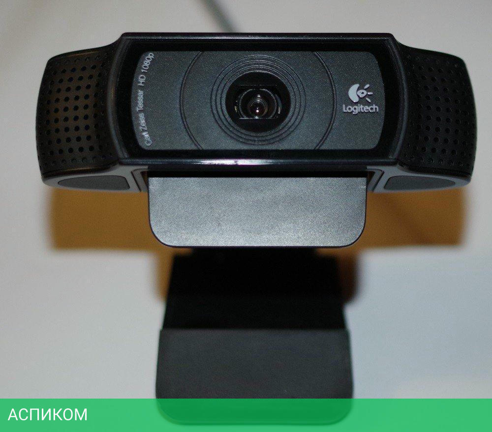 Веб-камера Logitech HD Pro Webcam C920 черный (960-001055)