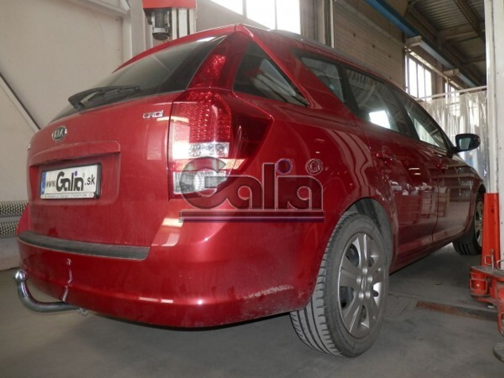 Фаркоп оцинкованный Galia K030A для Kia Ceed универсал 2006-2012(паспорт и сертификат в комплекте)(без электрики)