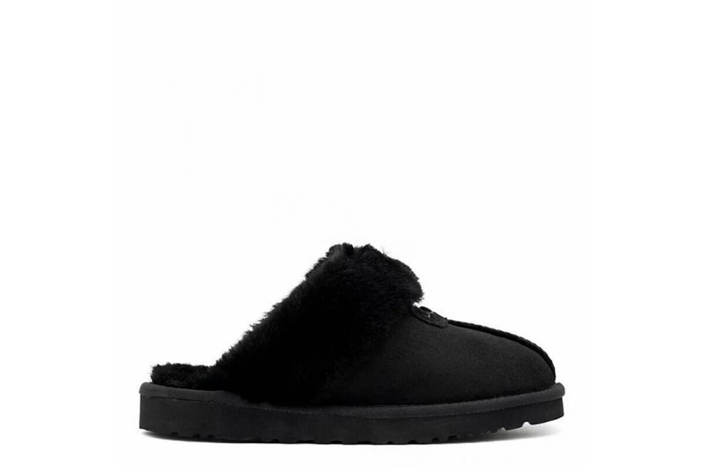 UGG Slippers Scufette Black