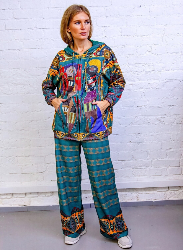 Комплект (худи и брюки) "Четыре фигуры", по мотивам картины Кандинского "Четыре фигуры на трех квадратах"