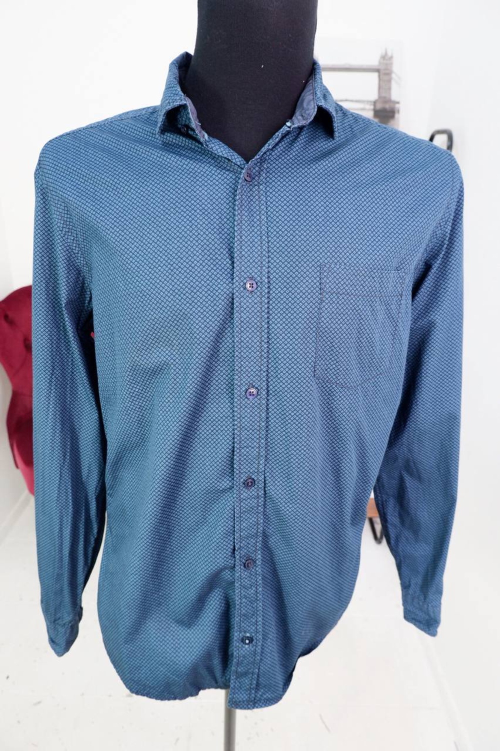 Рубашка Kiabi практичная, маркировка L, визуально на 50 размер