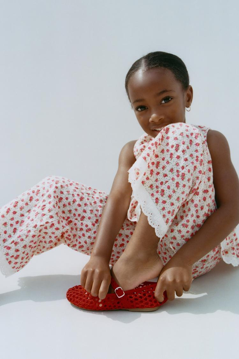 ZARA БРЮКИ-КЮЛОТЫ С ЦВЕТОЧНЫМ УЗОРОМ, КРАСНЫЙ