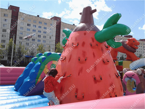 Коммерческий надувной батут "Сафари парк" 14*7*7 м