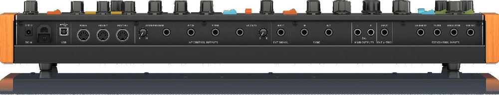 Синтезатор BEHRINGER POLY D