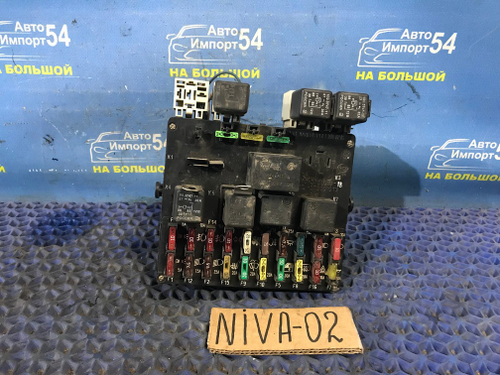 Блок предохранителей салонный CHEVROLET NIVA 2006