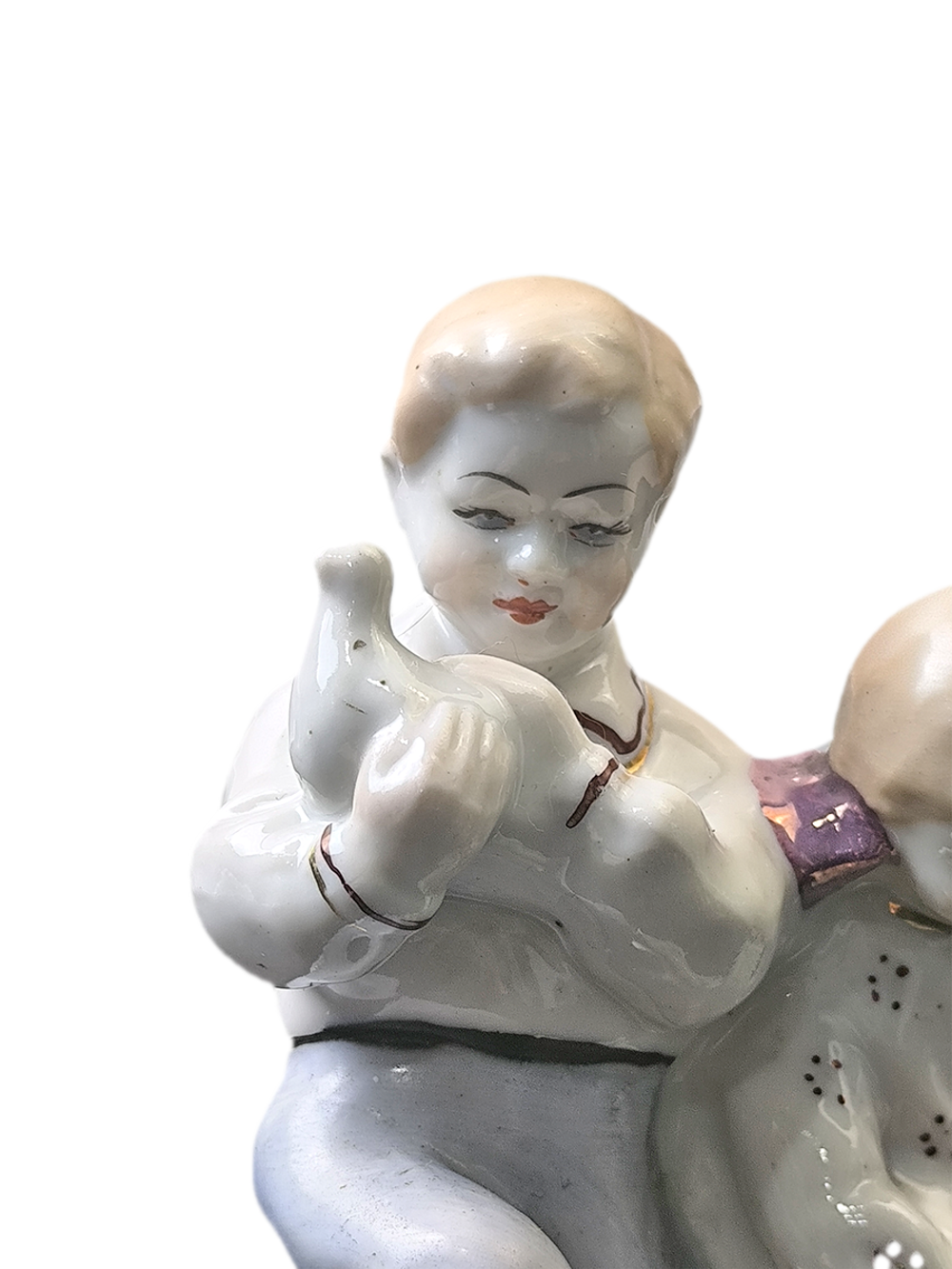 Фарфоровая статуэтка "Дети кормят голубей" Полонский ЗХК