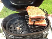 Керамический угольный гриль Primo Oval 200 Junior All-In-One, 34х47 см, с ножками и столиками