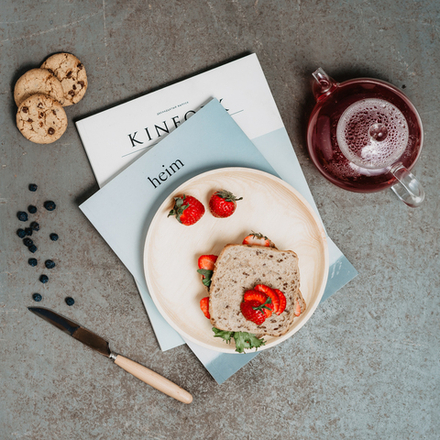 Деревянная плоская тарелка Art of Siberia из дерева сибирский кедр 200 мм. T98