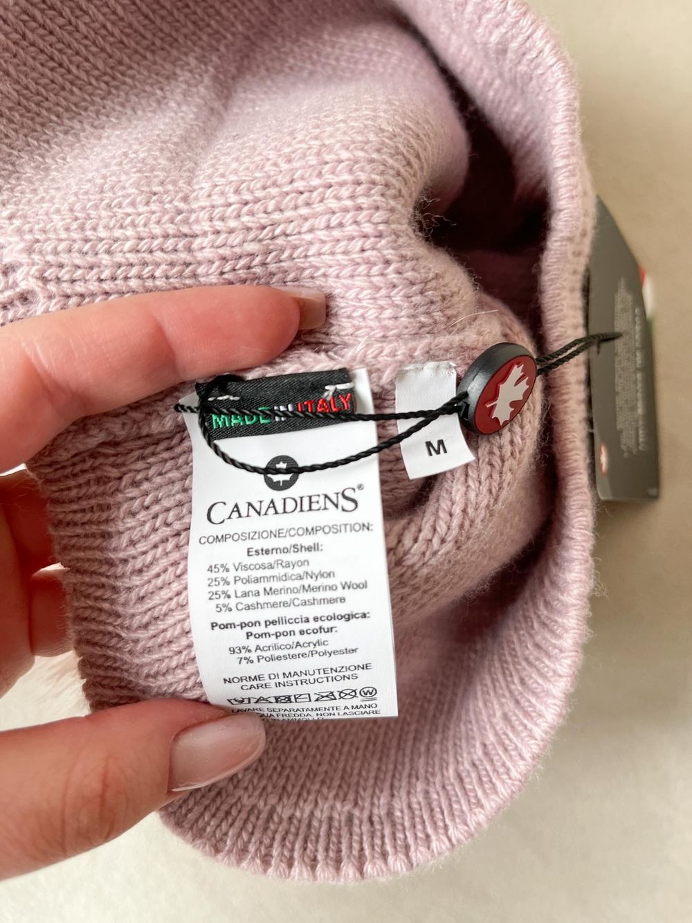 Шапка Canadiens