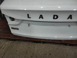 Крышка багажника LADA Vesta 22-нв Б/У Оригинал 8450013789