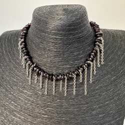 Колье с цепочками "Гранатовый вихрь" с гранатом