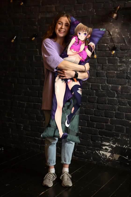 Дакимакура Диана