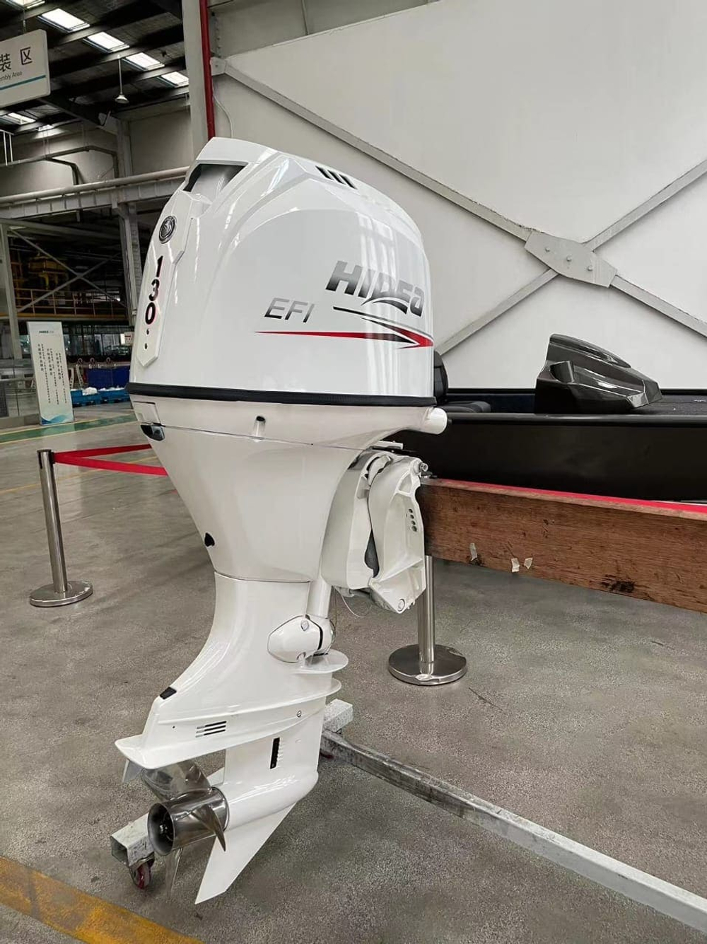 4х-тактный лодочный мотор HIDEA HDEF 130 EFI