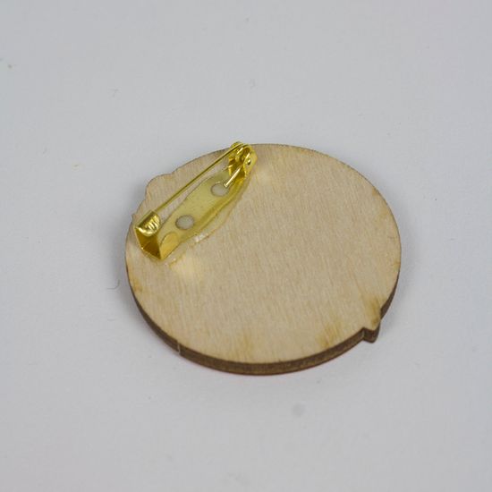 Деревянный значок. Space Man