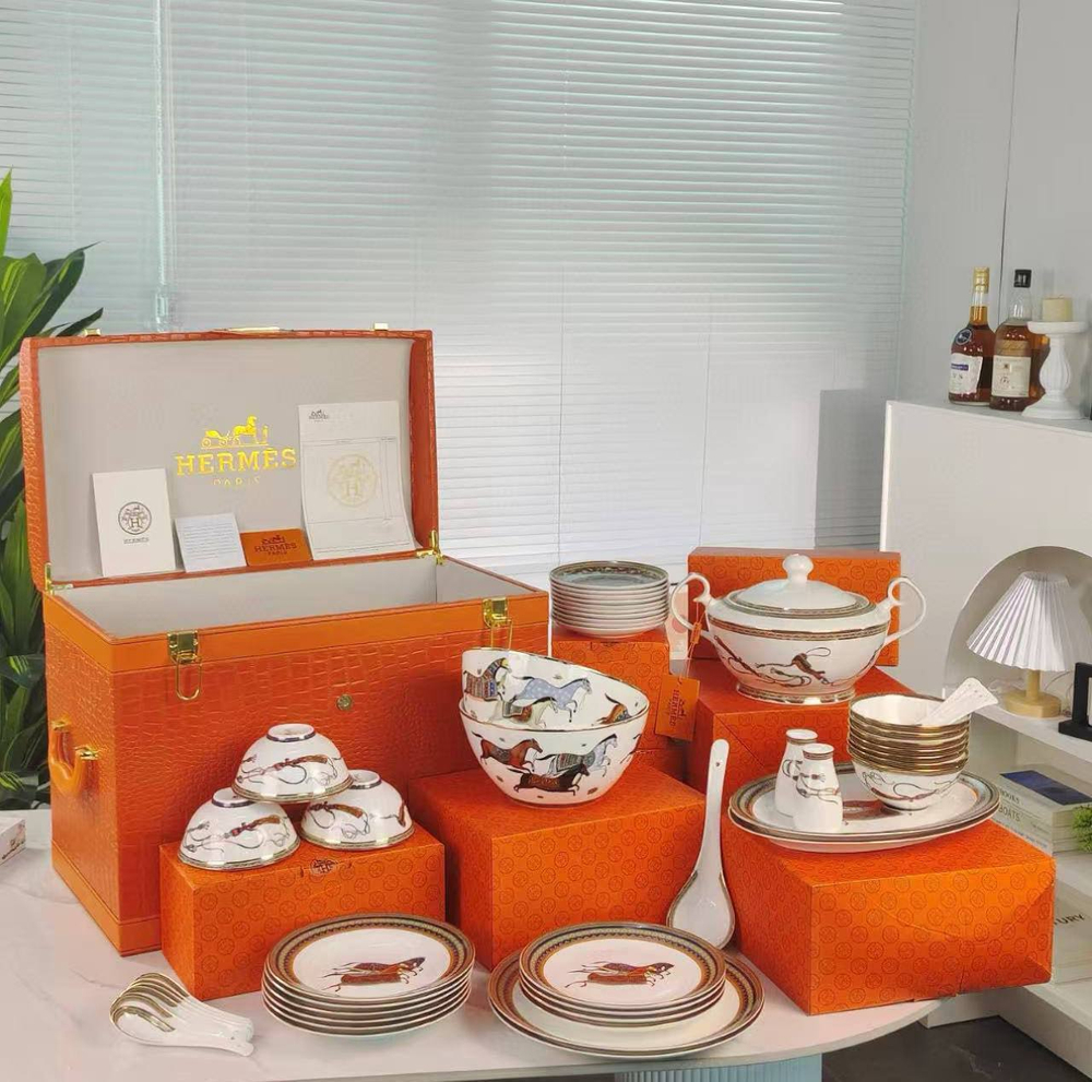 Столовый сервиз Hermes 58 предметов