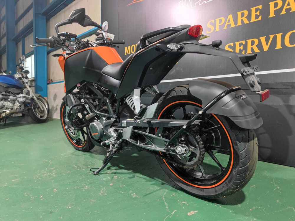 KTM 200 Duke , 2013