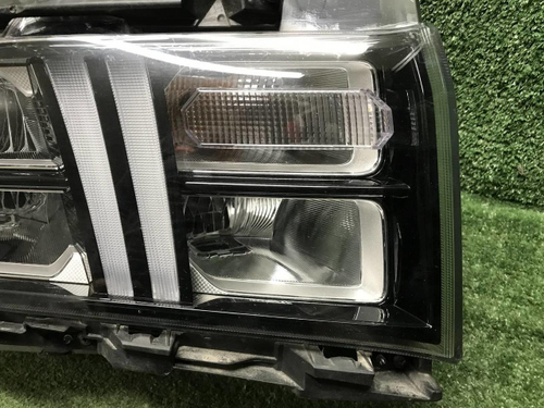 Фара правая Hyundai Santa Fe 4 TM (2020-2024) LED