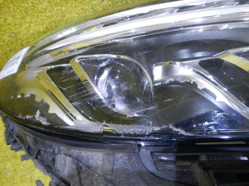 Битая Фара правая Mercedes GLE W166 (15-18) LED