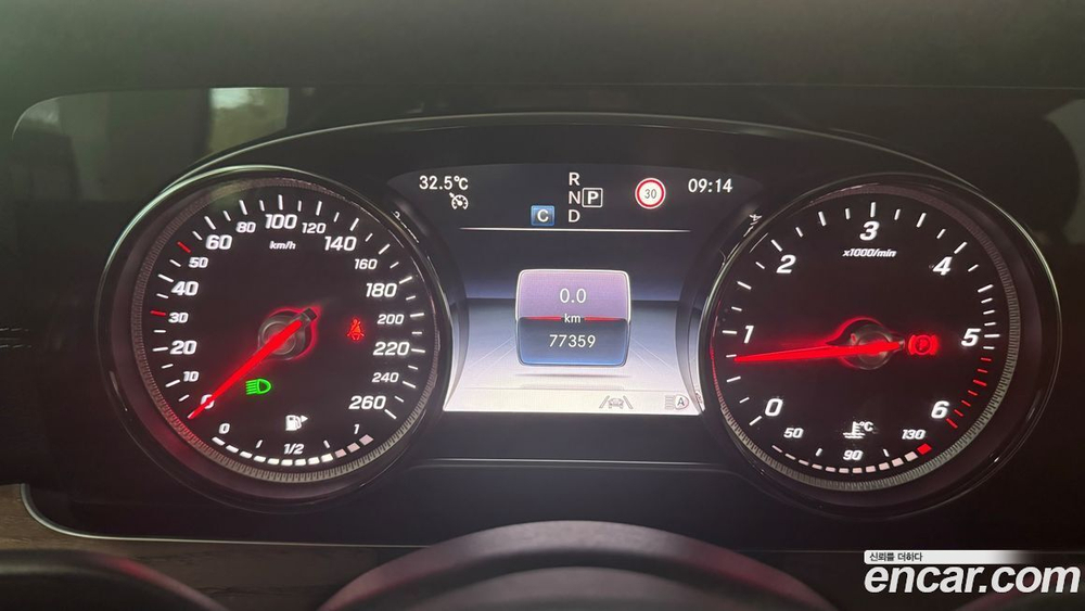 Mercedes-Benz E-Class W213 E220d 4MATIC Exclusive (06.2020)