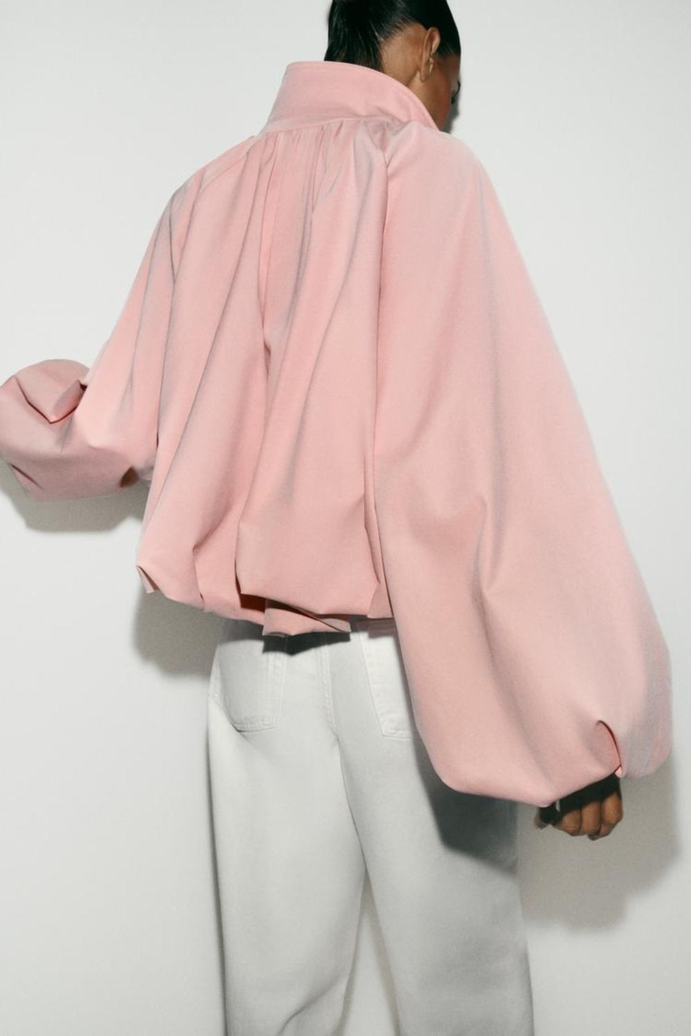 ZARA БОМБЕР С РУКАВАМИ-БУФФАМИ, ЦВЕТ РОЗОВОГО ДЕРЕВА