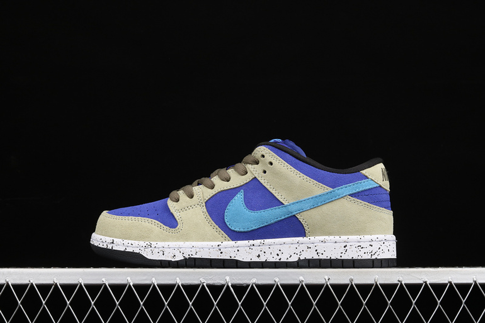 Купить кроссовки Nike SB Dunk Low ACG Celadon в Москве