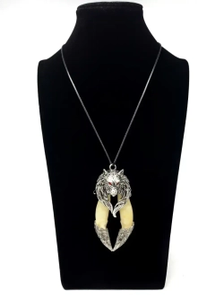 Защитный магический кулон амулет с настоящими Клыками Волка