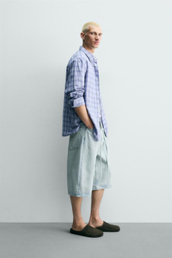 ZARA ДЖИНСОВЫЕ ШОРТЫ BAGGY С ВЫШИВКОЙ, ГОЛУБОЙ