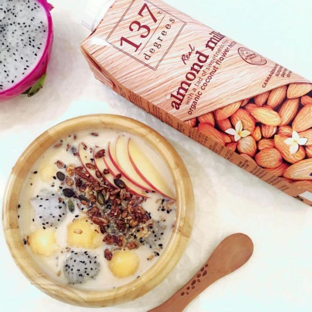 Миндальное молоко с нектаром кокосовых соцветий 137 Degrees, 12шт по 1л