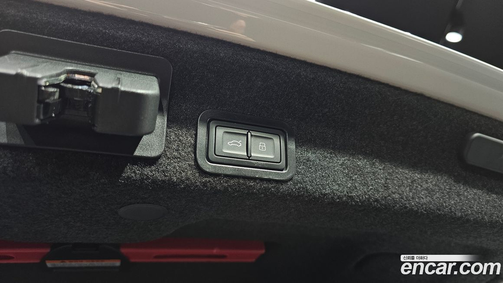 Audi A6 (C8) 45 TFSI Premium (06.2022)