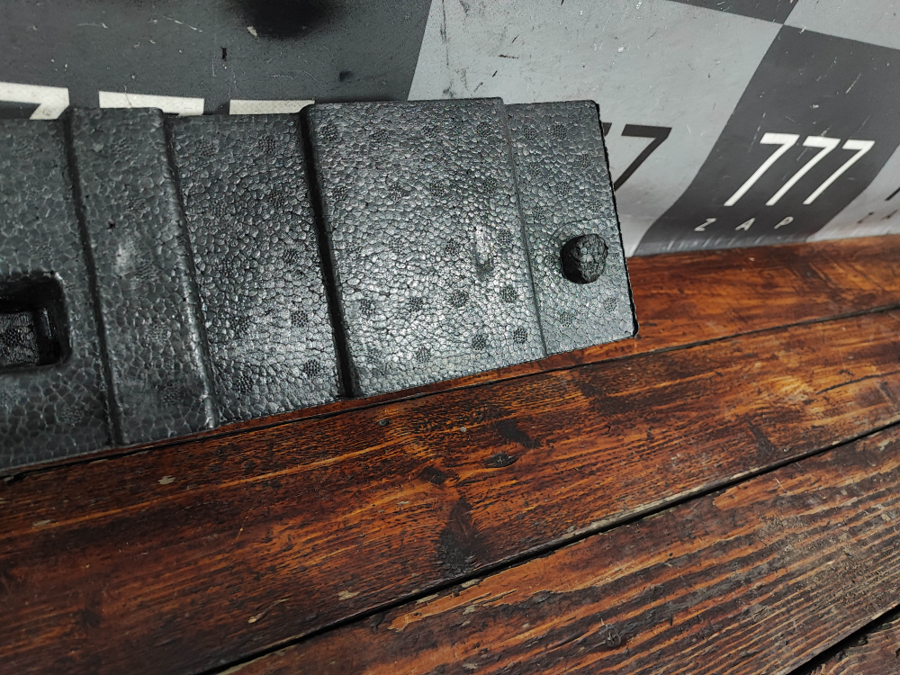 Абсорбер переднего бампера Hongqi HS5 19-нв Б/У Оригинал 2803367DD01