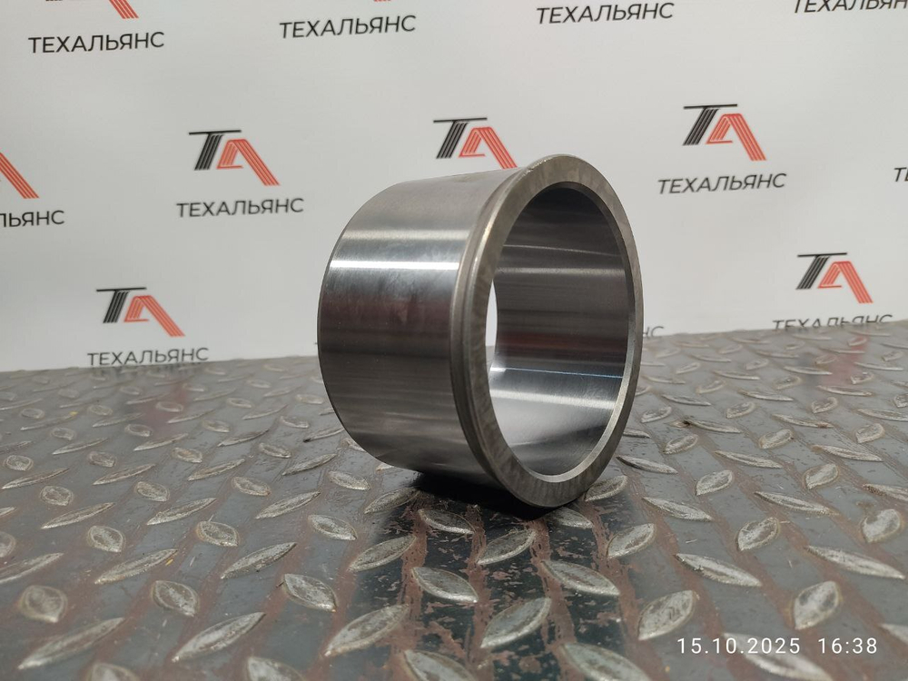 Втулка 17M-21-45110