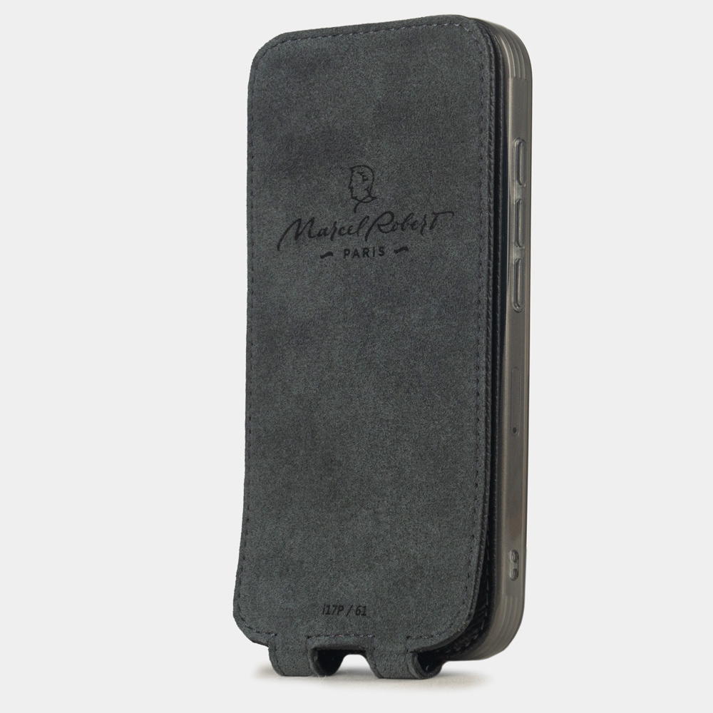 Чехол iPhone 17 Pro натуральная кожа сафьяно, черного цвета