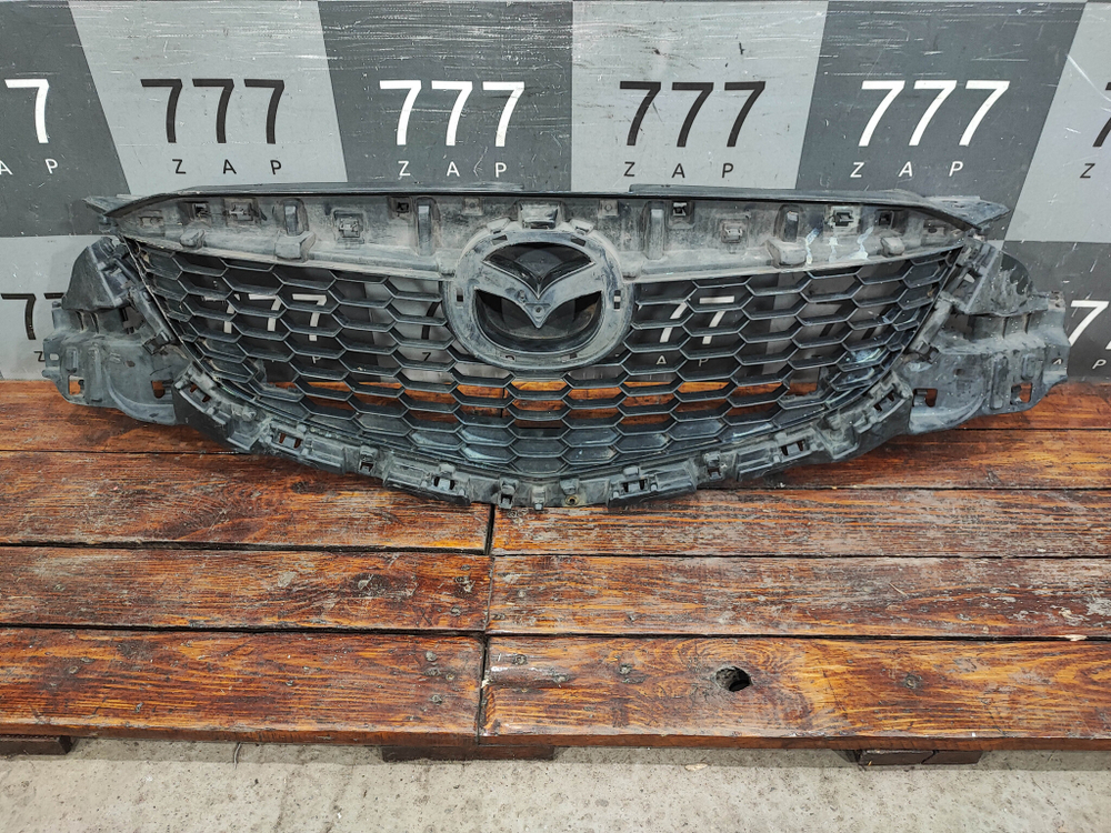 Решетка радиатора Mazda CX-5 1 (KE) 11-15 Б/У Оригинал KD4550710G
